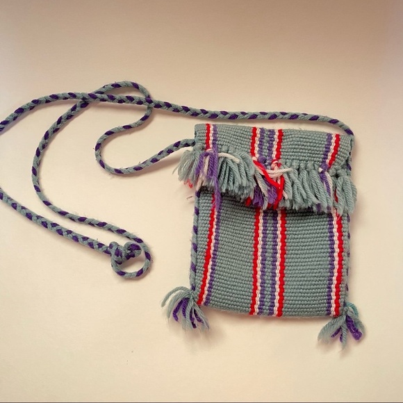 Colombian handmade wayuu striped blue woven knit Crossbody flap fringe bag 6x7” - Picture 1 of 12